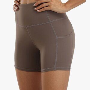 Women's Short Yoga Side Pockets High Waist Running Shorts 4" Light Brown L